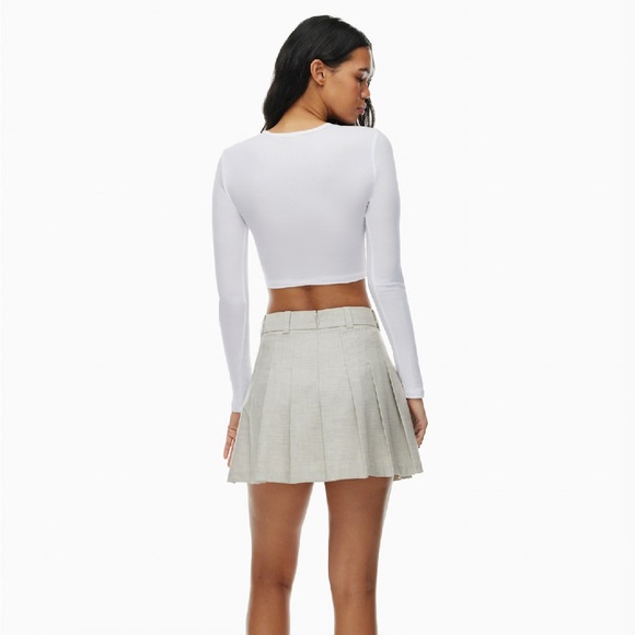 Sunday best crop top - Picture 2 of 5